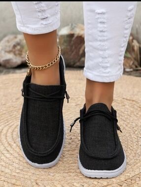 Black Casual Slip-On Women’s Shoes - Comfortable Everyday Style